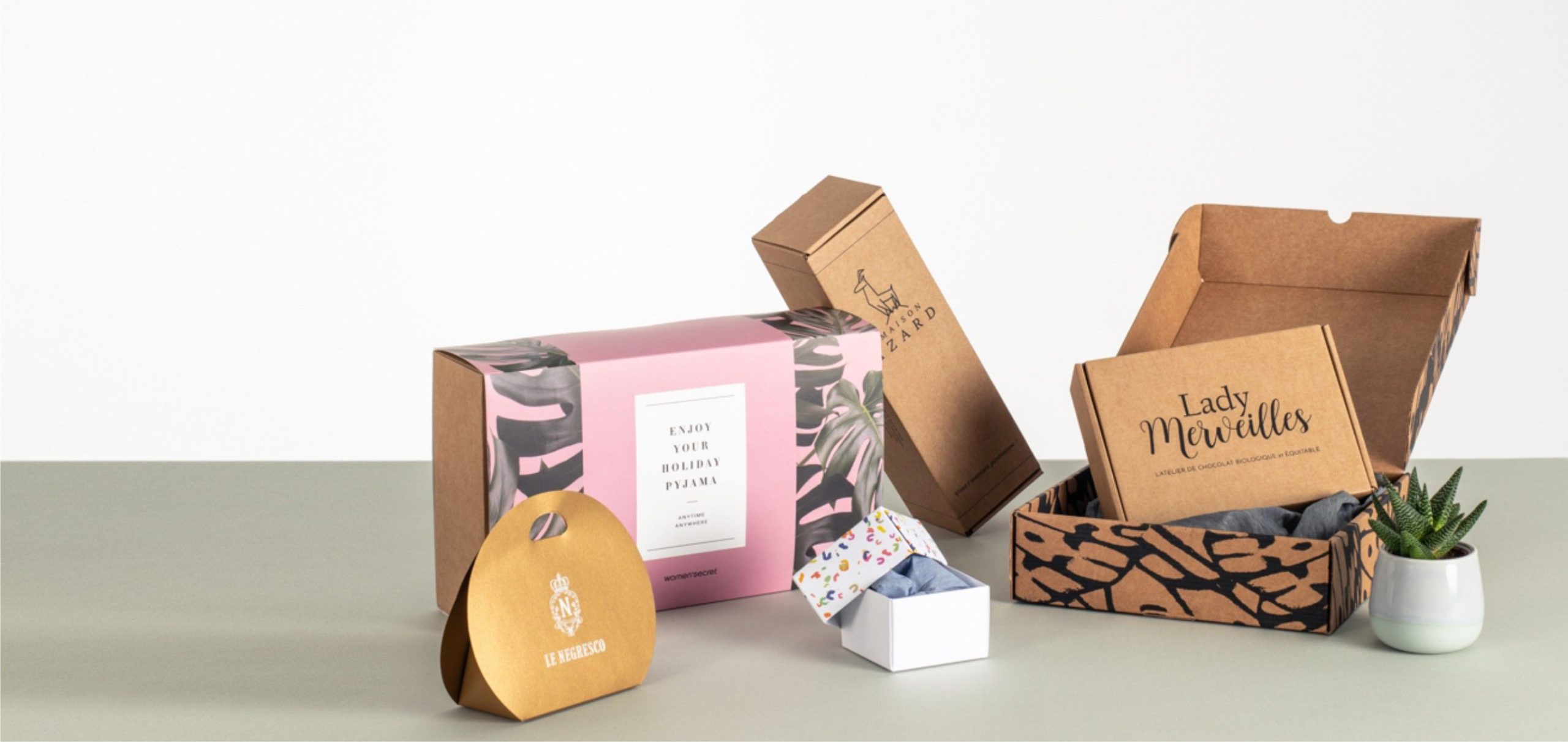 Custom cosmetic packaging boxes