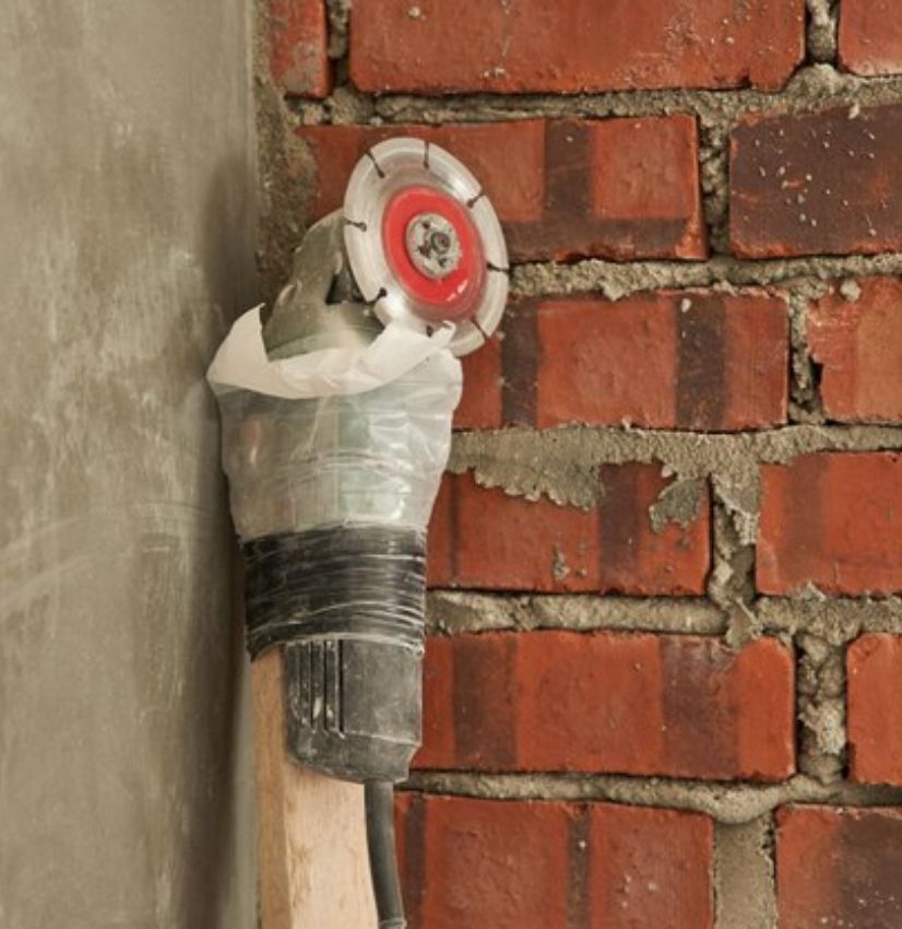 brick wall cutting